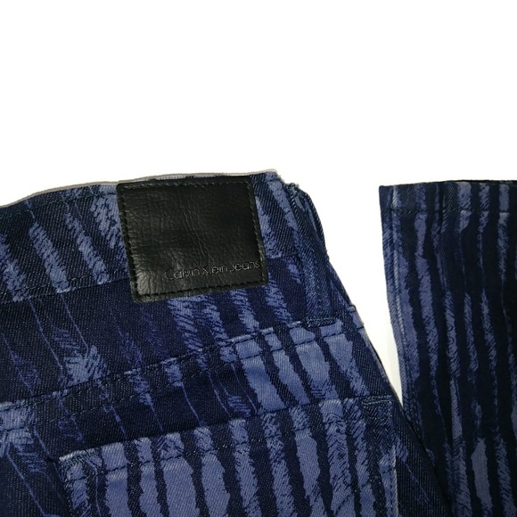 🚺NWOT CALVIN KLEIN Ultimate Skinny Jeans - Picture 4 of 4